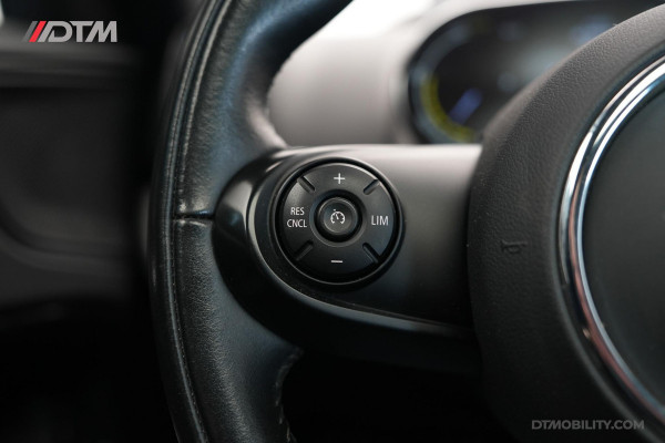 MINI Countryman Mini 2.0 Cooper S E ALL4 Northwood Edition | Panoramadak | Camera | Leder | Head-Up Display |
