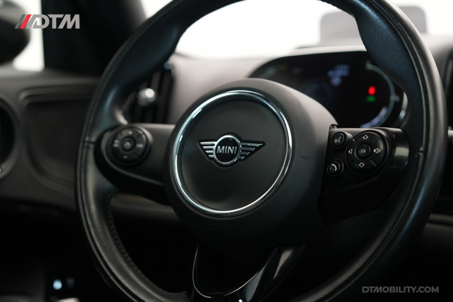 MINI Countryman Mini 2.0 Cooper S E ALL4 Northwood Edition | Panoramadak | Camera | Leder | Head-Up Display |