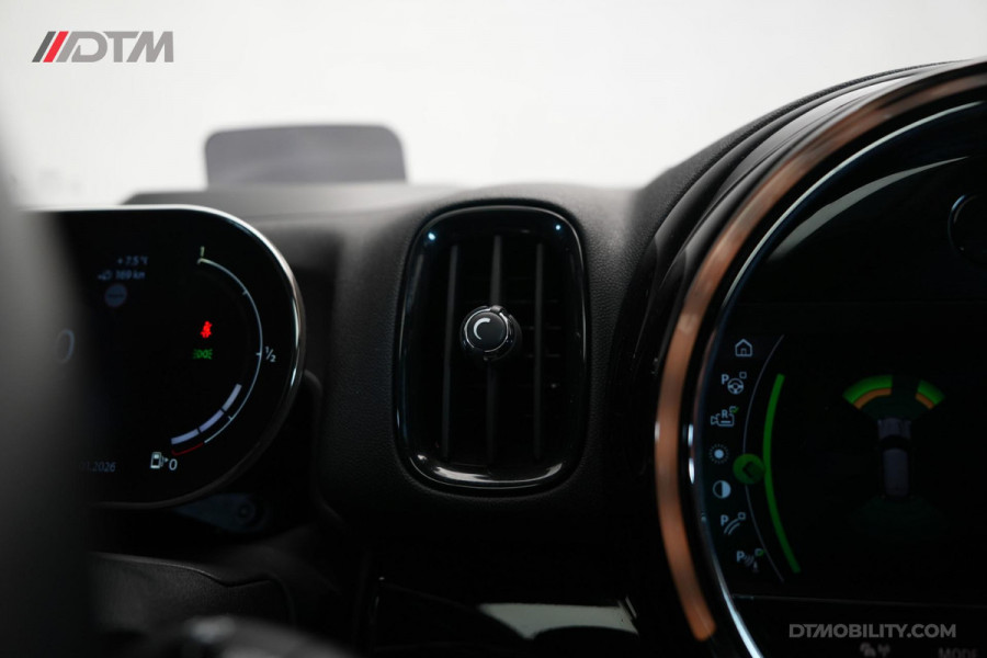 MINI Countryman Mini 2.0 Cooper S E ALL4 Northwood Edition | Panoramadak | Camera | Leder | Head-Up Display |