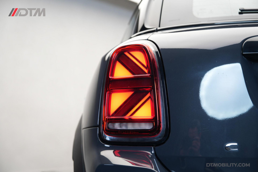 MINI Countryman Mini 2.0 Cooper S E ALL4 Northwood Edition | Panoramadak | Camera | Leder | Head-Up Display |