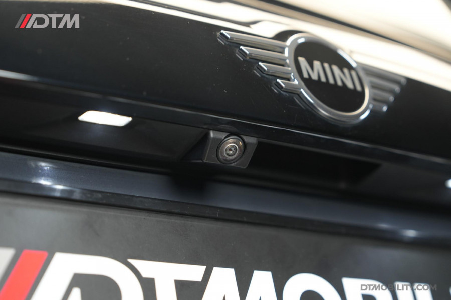 MINI Countryman Mini 2.0 Cooper S E ALL4 Northwood Edition | Panoramadak | Camera | Leder | Head-Up Display |