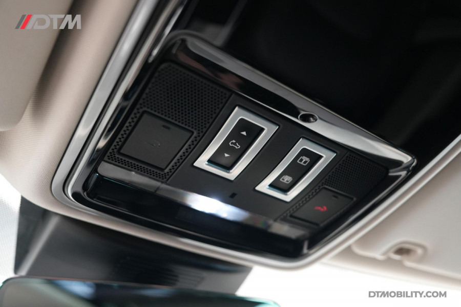 Land Rover Range Rover P400e Vogue | Head-up | Matrix | Koelkast | Panoramadak