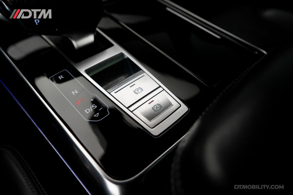 Audi Q8 50TDi Quattro S-Edition | Maxton | B&O | Pano