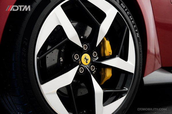 Ferrari 12Cilindri 6.5 V12 Rosso