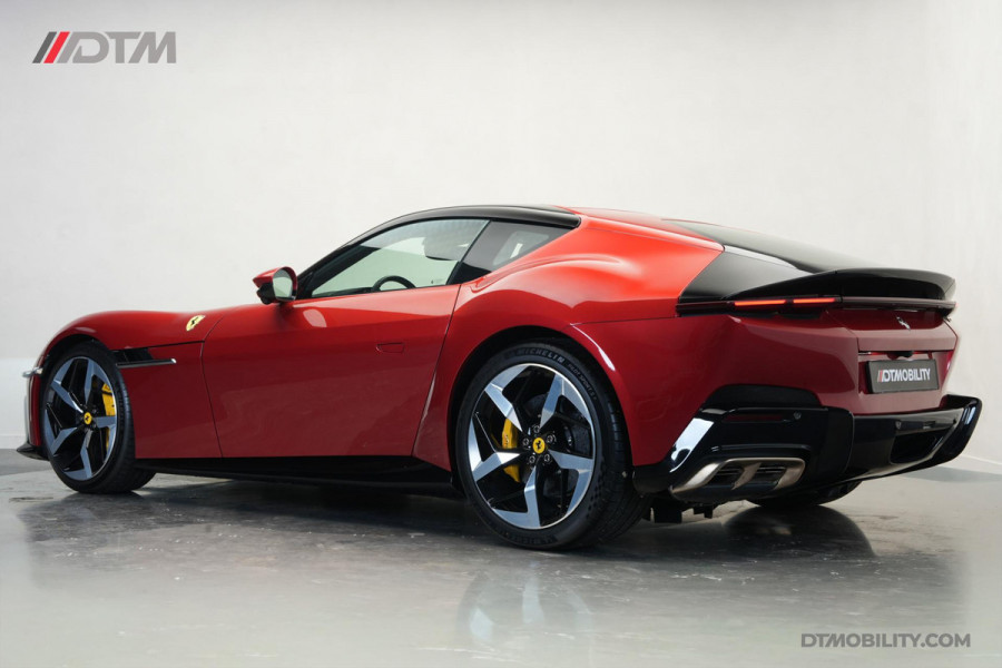 Ferrari 12Cilindri 6.5 V12 Rosso
