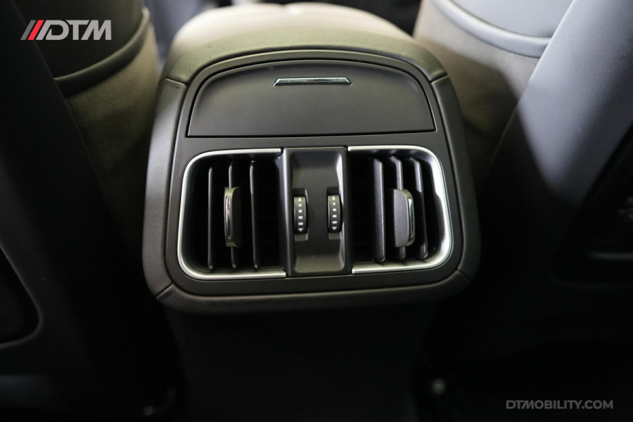 Maserati Levante 3.0 V6 Modena S | Panoramadak | Harman/Kardon | Trekhaak