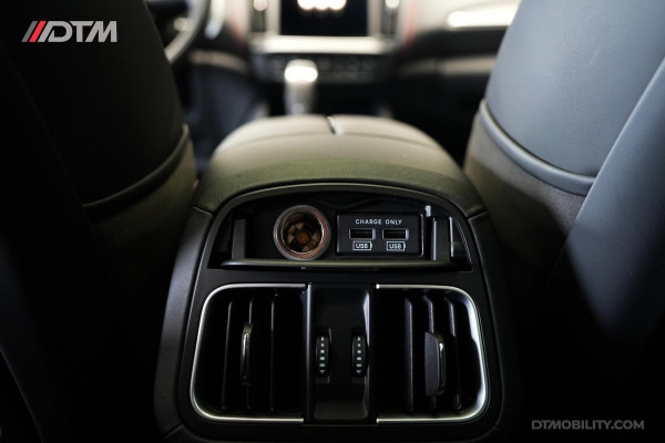 Maserati Levante 3.0 V6 Modena S | Panoramadak | Harman/Kardon | Trekhaak