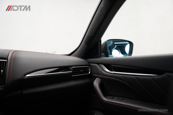 Maserati Levante 3.0 V6 Modena S | Panoramadak | Harman/Kardon | Trekhaak