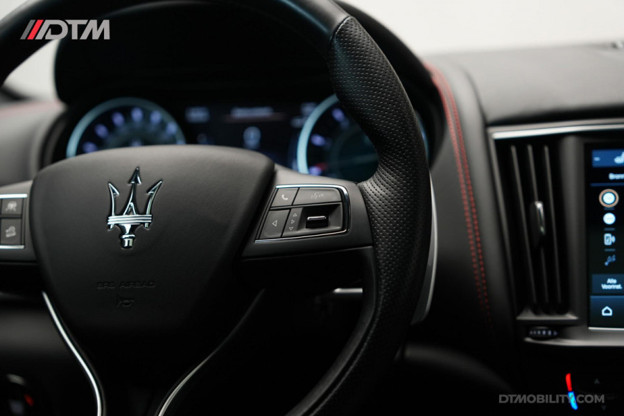 Maserati Levante 3.0 V6 Modena S | Panoramadak | Harman/Kardon | Trekhaak