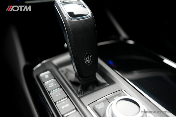 Maserati Levante 3.0 V6 Modena S | Panoramadak | Harman/Kardon | Trekhaak