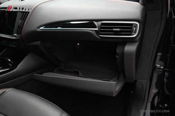 Maserati Levante 3.0 V6 Modena S | Panoramadak | Harman/Kardon | Trekhaak