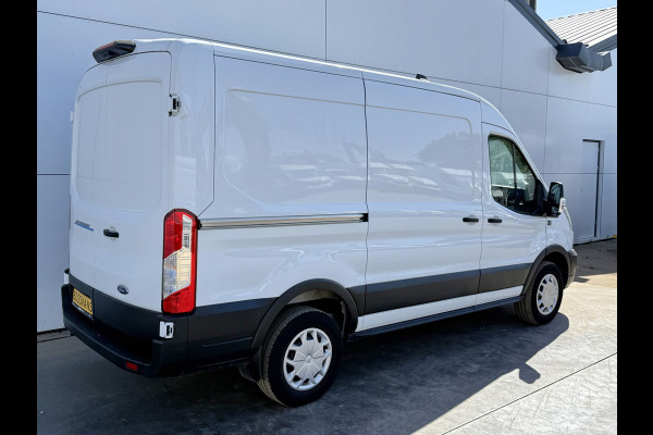 Ford E-Transit 68kWh 184PK L2H2 317km WLTP 97% (SOH) BEV Snelladen Camera Cruise control Climate control Carplay Navigatie Laadkabel Parkeersensoren