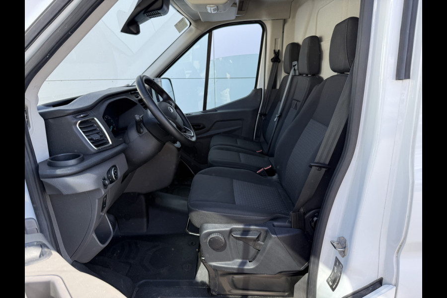 Ford E-Transit 68kWh 184PK L2H2 317km WLTP 97% (SOH) BEV Snelladen Camera Cruise control Climate control Carplay Navigatie Laadkabel Parkeersensoren