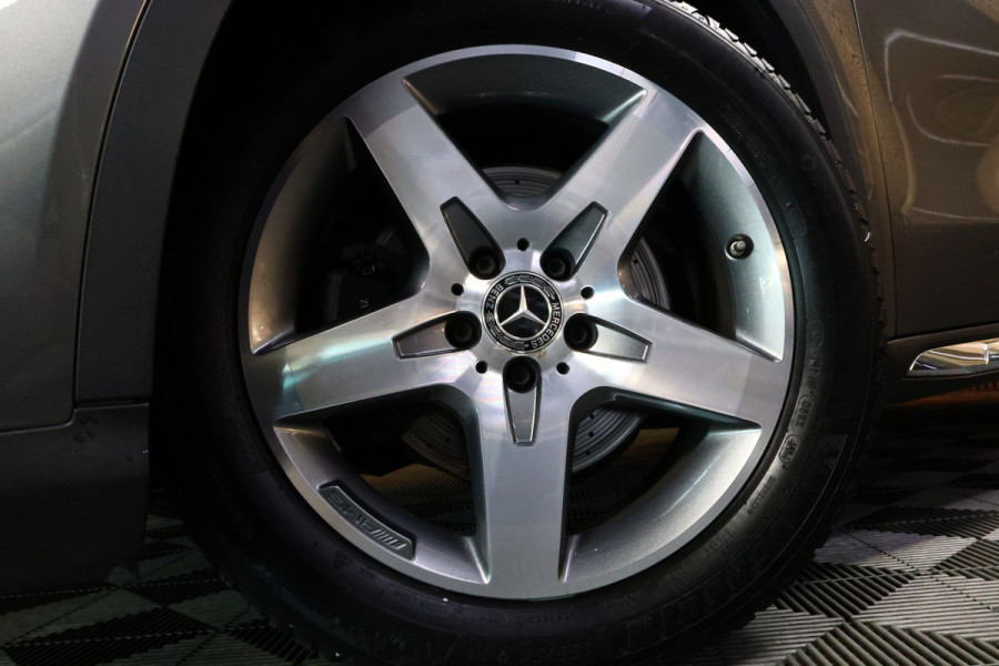Mercedes-Benz GLA 250 AMG Premium Plus CRUISE NAVI MODI STOELVW DYNSELECT "19