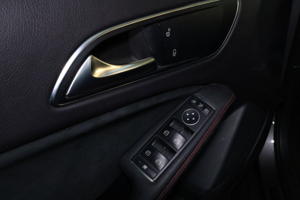 Mercedes-Benz GLA 250 AMG Premium Plus CRUISE NAVI MODI STOELVW DYNSELECT "19