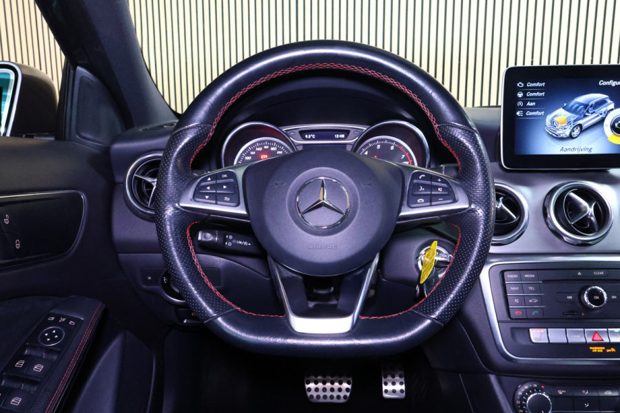 Mercedes-Benz GLA 250 AMG Premium Plus CRUISE NAVI MODI STOELVW DYNSELECT "19