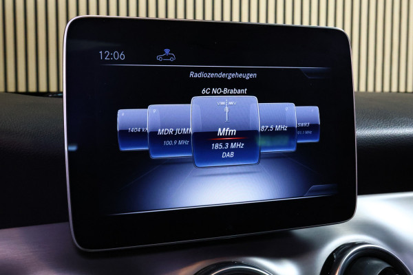 Mercedes-Benz GLA 250 AMG Premium Plus CRUISE NAVI MODI STOELVW DYNSELECT "19