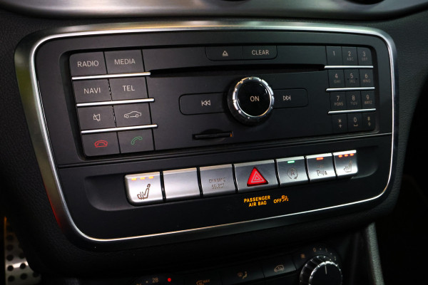 Mercedes-Benz GLA 250 AMG Premium Plus CRUISE NAVI MODI STOELVW DYNSELECT "19