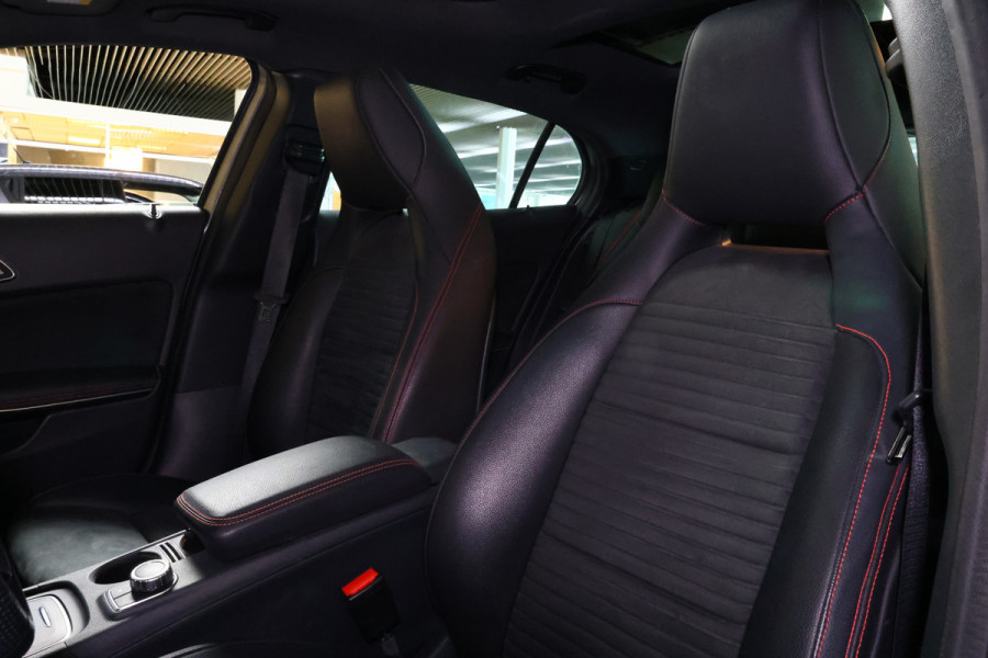 Mercedes-Benz GLA 250 AMG Premium Plus CRUISE NAVI MODI STOELVW DYNSELECT "19