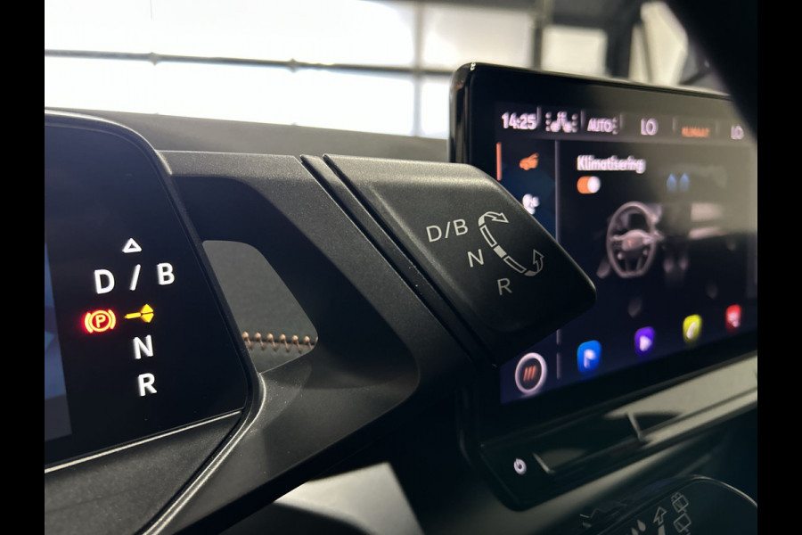 CUPRA Born Copper Edition One 62 kWh SOH 93,9% | In nieuwstaat!!