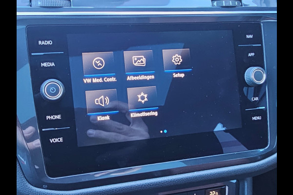 Volkswagen Tiguan Allspace 1.5 TSI Highline Business R-line 7p. | LED | Pano | Trekhaak | Leder | Stoelverwarming | Camera | ACC | App-connect | All-seasons | Vol |