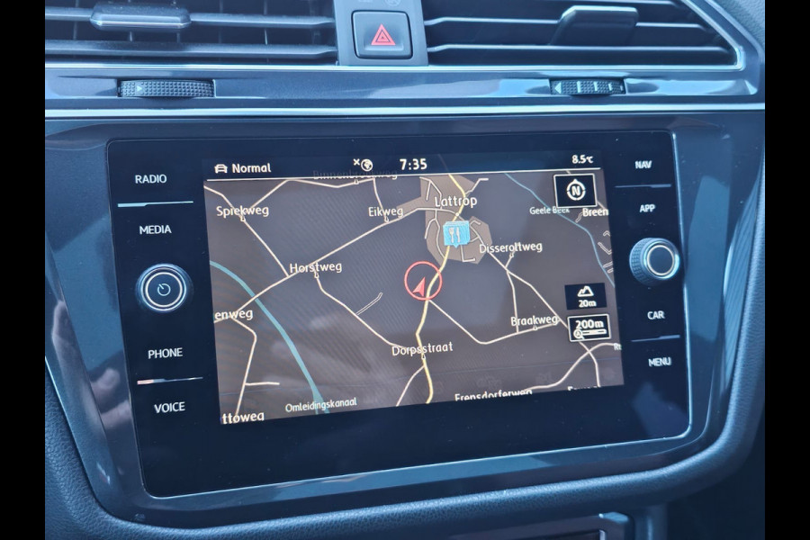 Volkswagen Tiguan Allspace 1.5 TSI Highline Business R-line 7p. | LED | Pano | Trekhaak | Leder | Stoelverwarming | Camera | ACC | App-connect | All-seasons | Vol |