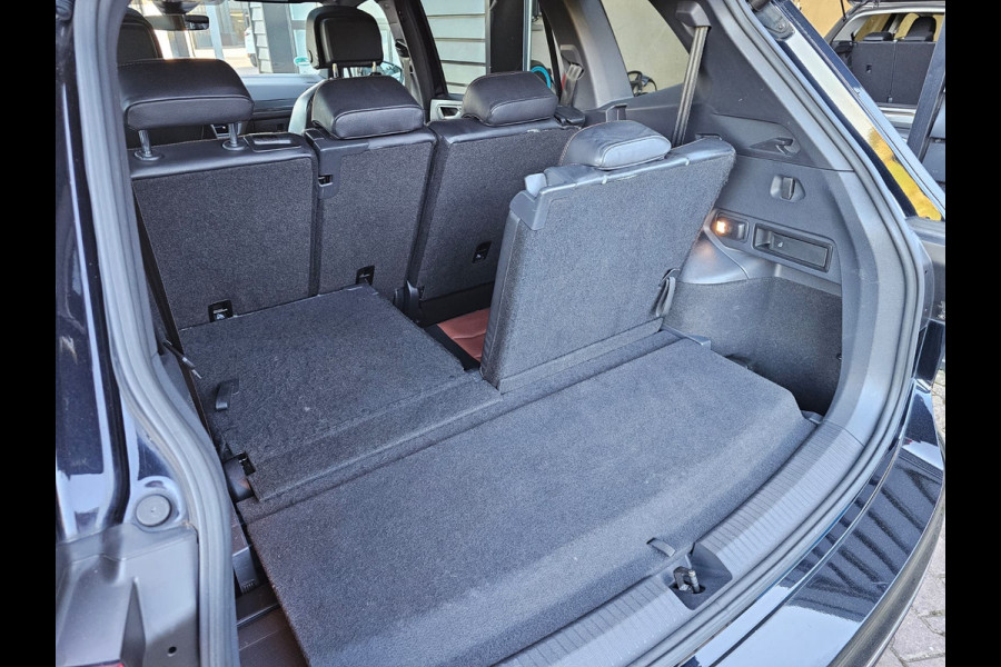Volkswagen Tiguan Allspace 1.5 TSI Highline Business R-line 7p. | LED | Pano | Trekhaak | Leder | Stoelverwarming | Camera | ACC | App-connect | All-seasons | Vol |