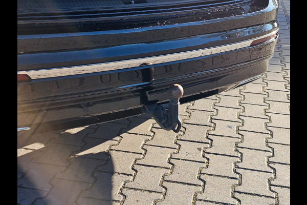 Volkswagen Tiguan Allspace 1.5 TSI Highline Business R-line 7p. | LED | Pano | Trekhaak | Leder | Stoelverwarming | Camera | ACC | App-connect | All-seasons | Vol |