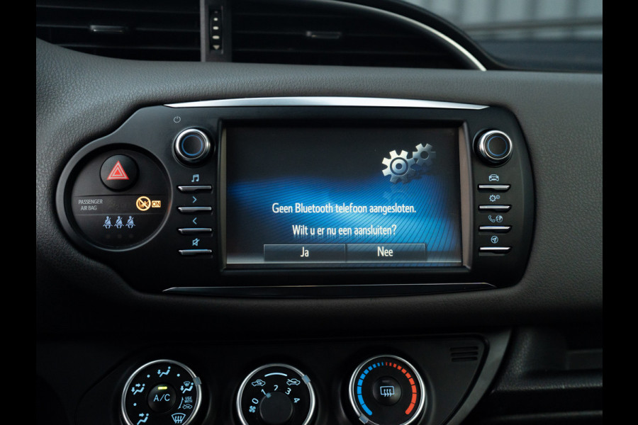 Toyota Yaris 1.0 VVT-i Active | Camera | Stoelverwarming | Prijs Rijklaar!!