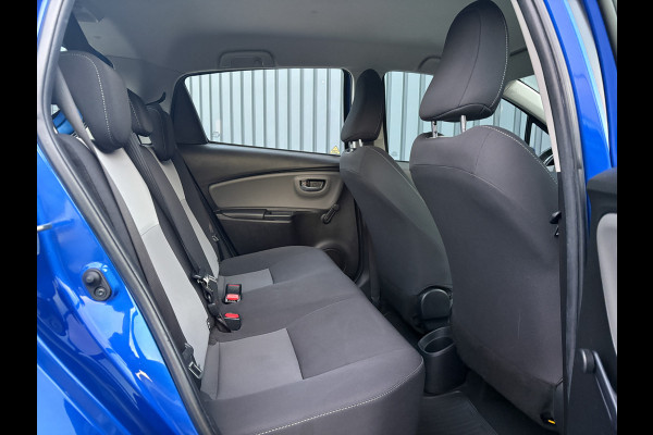 Toyota Yaris 1.0 VVT-i Active | Camera | Stoelverwarming | Prijs Rijklaar!!