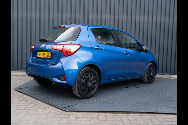 Toyota Yaris 1.0 VVT-i Active | Camera | Stoelverwarming | Prijs Rijklaar!!