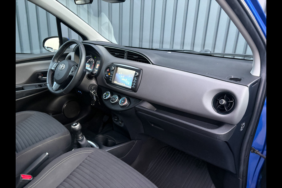Toyota Yaris 1.0 VVT-i Active | Camera | Stoelverwarming | Prijs Rijklaar!!