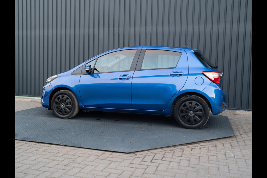 Toyota Yaris 1.0 VVT-i Active | Camera | Stoelverwarming | Prijs Rijklaar!!