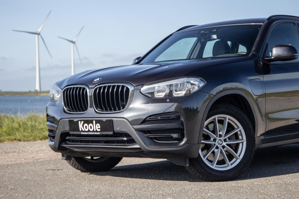 BMW X3 xDrive30e Executive CARPLAY / STOELVERWARMING / DEALER ONDERHOUDEN / LEER