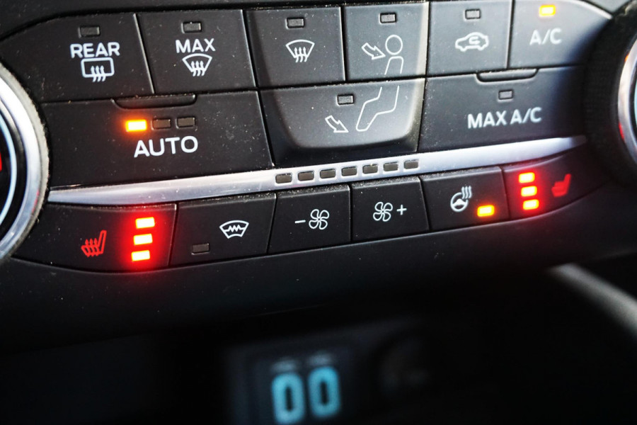 Ford FOCUS Wagon 1.0 EcoB.125PK Titanium X Business|Winter Pack| Digi-Dashboard|Camera.