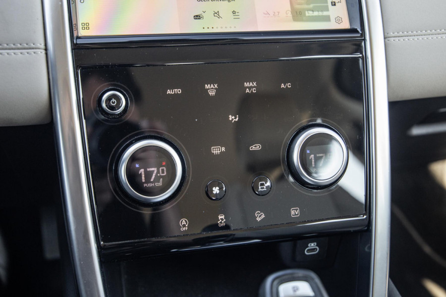 Land Rover Discovery Sport P300e 1.5 SE CARPLAY / TREKHAAK / CREME LEDER / DEALER ONDERHOUDEN / 360 CAMERA