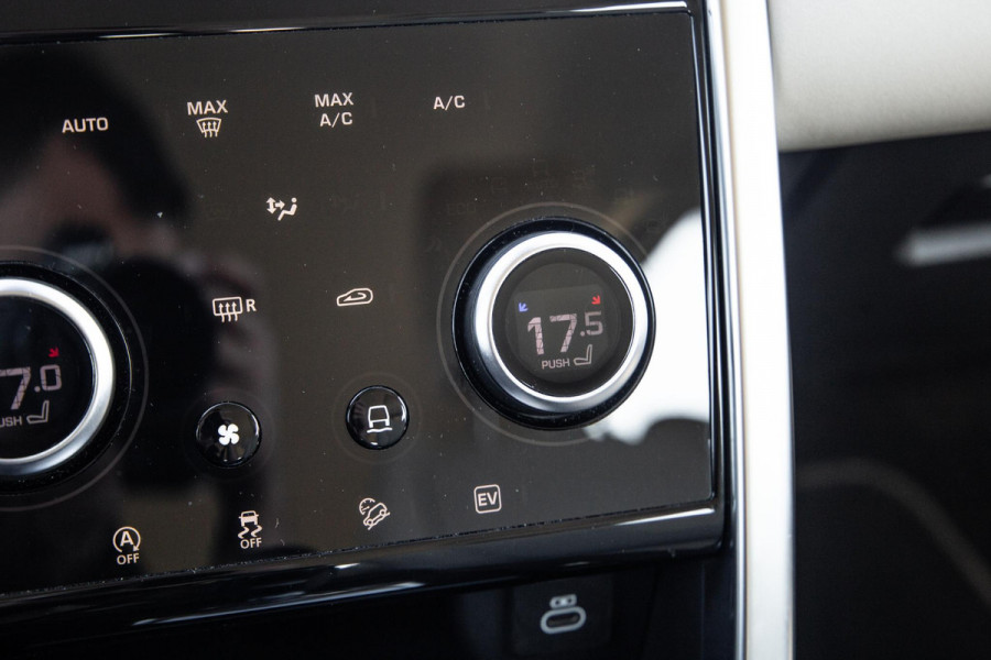 Land Rover Discovery Sport P300e 1.5 SE CARPLAY / TREKHAAK / CREME LEDER / DEALER ONDERHOUDEN / 360 CAMERA