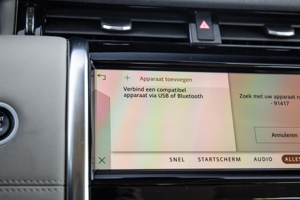 Land Rover Discovery Sport P300e 1.5 SE CARPLAY / TREKHAAK / CREME LEDER / DEALER ONDERHOUDEN / 360 CAMERA