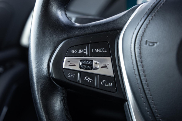 BMW X5 xDrive45e Executive CARPLAY / CAMERA / DEALER ONDERHOUDEN / ZWART LEER / STOELVERWARMING