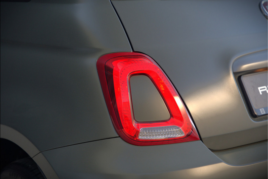 Fiat 500 0.9 TwinAir Turbo Sport | Mat Groen | Apple Carplay | Parkeersensoren | Navigatie | Climate Control | Digitale Tellers | Groot Scherm | Cruise Control | LED
