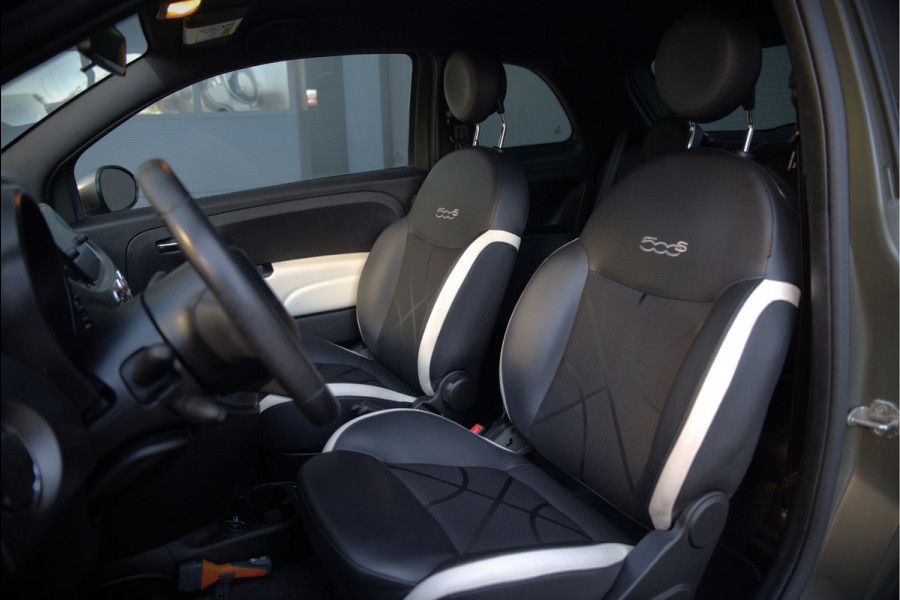 Fiat 500 0.9 TwinAir Turbo Sport | Mat Groen | Apple Carplay | Parkeersensoren | Navigatie | Climate Control | Digitale Tellers | Groot Scherm | Cruise Control | LED