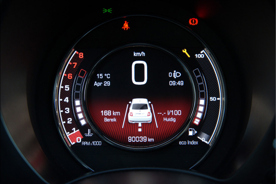 Fiat 500 0.9 TwinAir Turbo Sport | Mat Groen | Apple Carplay | Parkeersensoren | Navigatie | Climate Control | Digitale Tellers | Groot Scherm | Cruise Control | LED