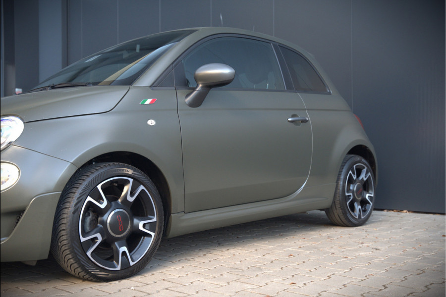 Fiat 500 0.9 TwinAir Turbo Sport | Mat Groen | Apple Carplay | Parkeersensoren | Navigatie | Climate Control | Digitale Tellers | Groot Scherm | Cruise Control | LED