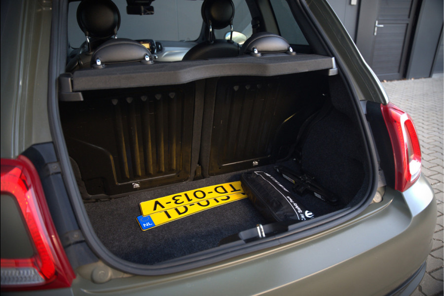 Fiat 500 0.9 TwinAir Turbo Sport | Mat Groen | Apple Carplay | Parkeersensoren | Navigatie | Climate Control | Digitale Tellers | Groot Scherm | Cruise Control | LED