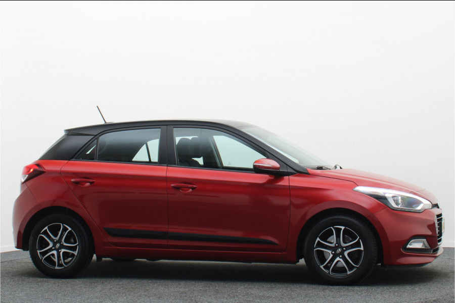Hyundai i20 1.0 T-GDI Comfort Climate, Cruise, Camera, Navigatie, Bluetooth, PDC, DAB, Trekhaak, 15''