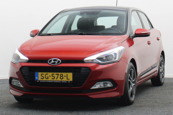 Hyundai i20 1.0 T-GDI Comfort Climate, Cruise, Camera, Navigatie, Bluetooth, PDC, DAB, Trekhaak, 15''