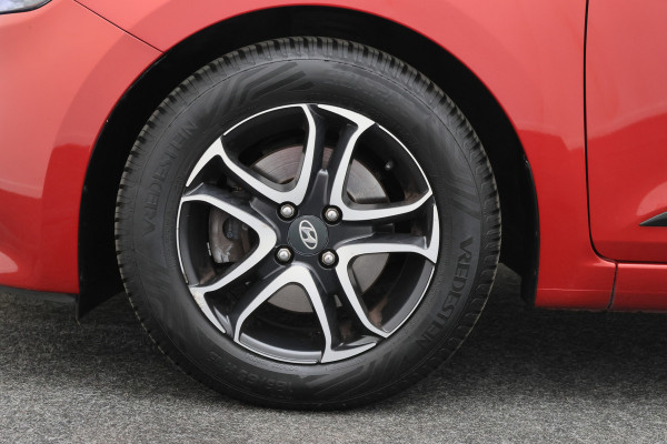Hyundai i20 1.0 T-GDI Comfort Climate, Cruise, Camera, Navigatie, Bluetooth, PDC, DAB, Trekhaak, 15''