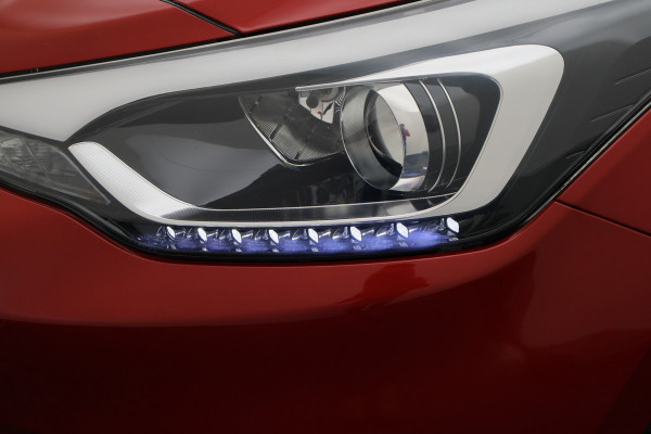 Hyundai i20 1.0 T-GDI Comfort Climate, Cruise, Camera, Navigatie, Bluetooth, PDC, DAB, Trekhaak, 15''