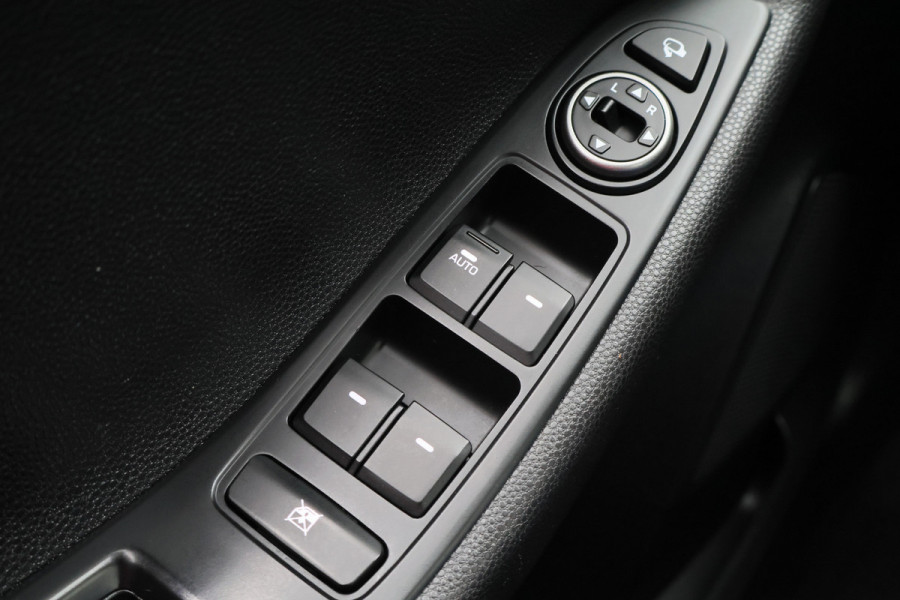 Hyundai i20 1.0 T-GDI Comfort Climate, Cruise, Camera, Navigatie, Bluetooth, PDC, DAB, Trekhaak, 15''