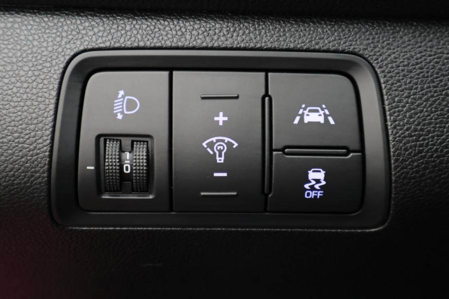 Hyundai i20 1.0 T-GDI Comfort Climate, Cruise, Camera, Navigatie, Bluetooth, PDC, DAB, Trekhaak, 15''